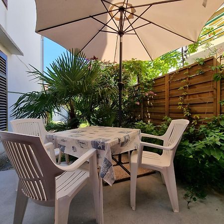Apartment Vesna With Terrace Baška Kültér fotó